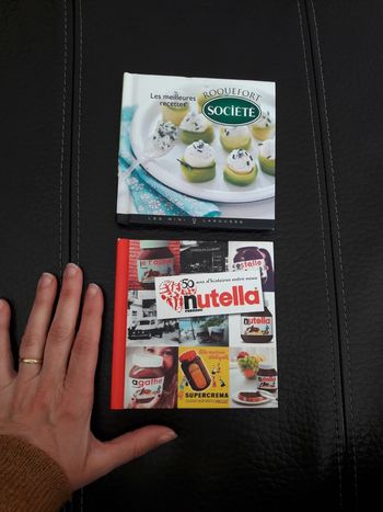 Lot livres recettes Nutella et Roquefort Société