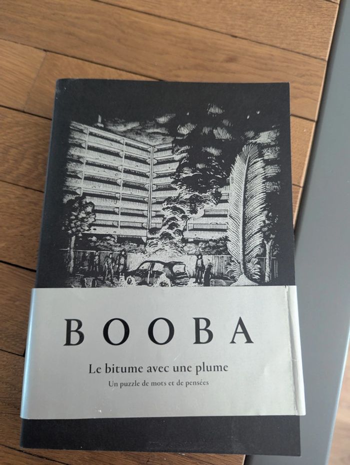 Livre le bitume avec une plume Booba