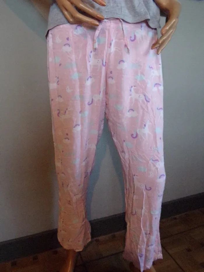 Pyjama licorne - photo numéro 3
