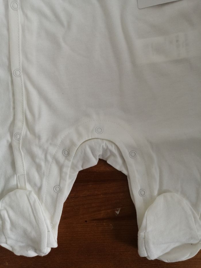 Pyjama 1 mois - photo numéro 4