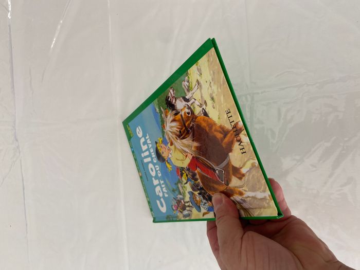 Livre Caroline fait du cheval - photo numéro 5
