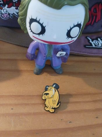 Pin's diabolo et satanas