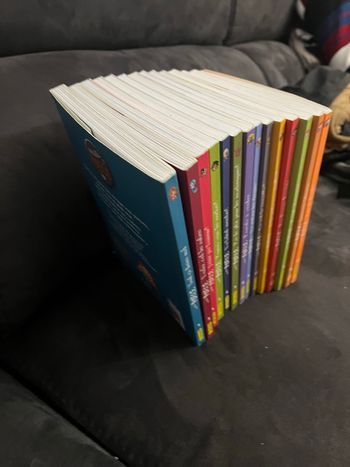 Lot livres  mortelle Adele