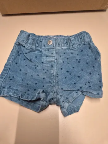 Short taille 18 mois