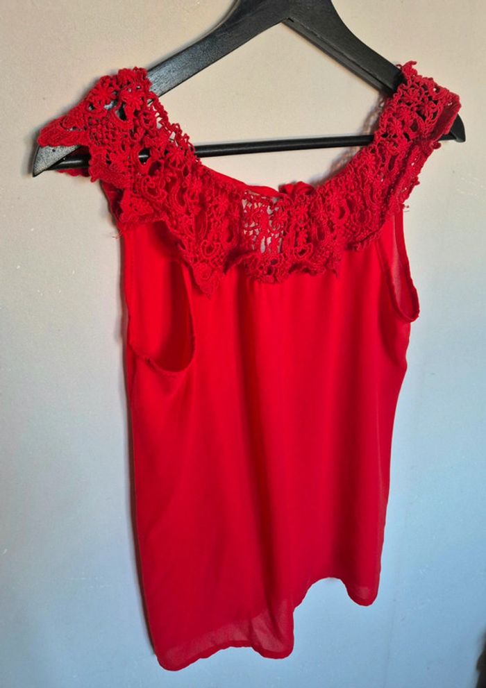 Blouse rouge taille 38 - photo numéro 2