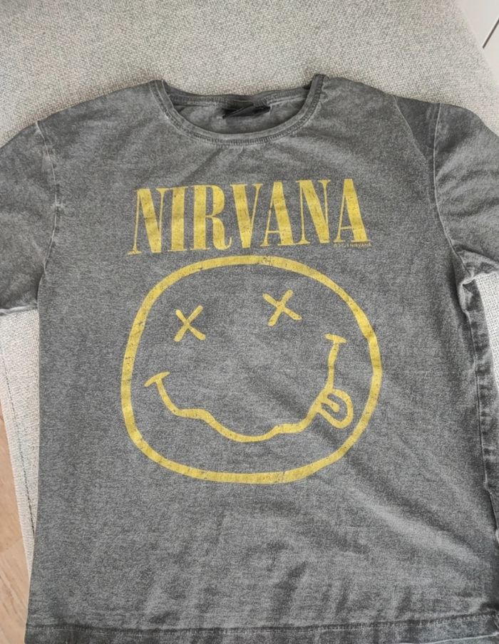 T-shirt nirvana fille 14 ans. - photo numéro 3