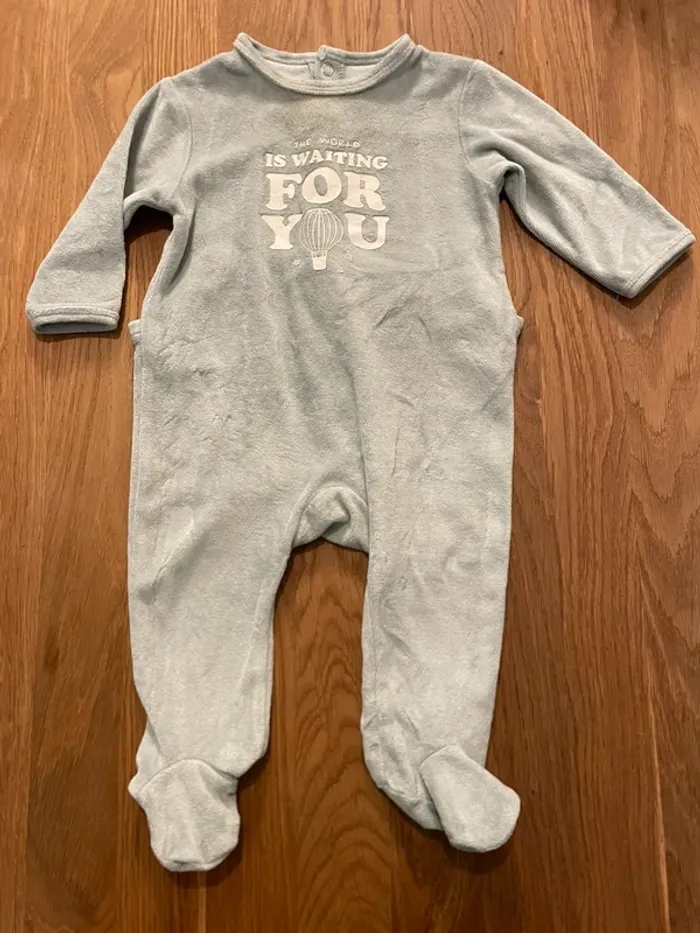 2 pyjamas 6 mois - photo numéro 5