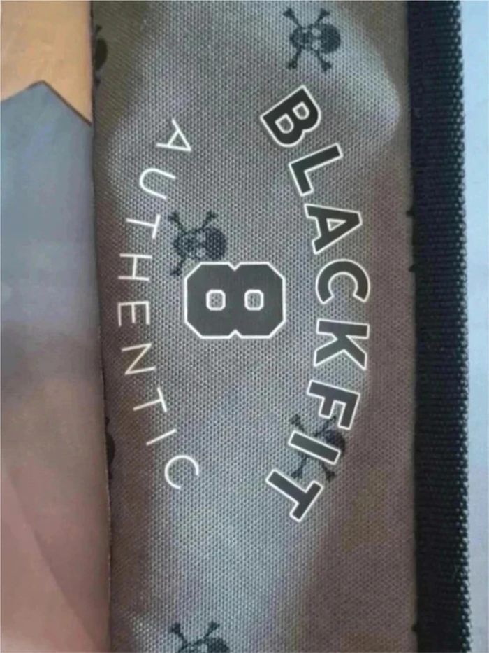 Pochette blackfit8 - photo numéro 5