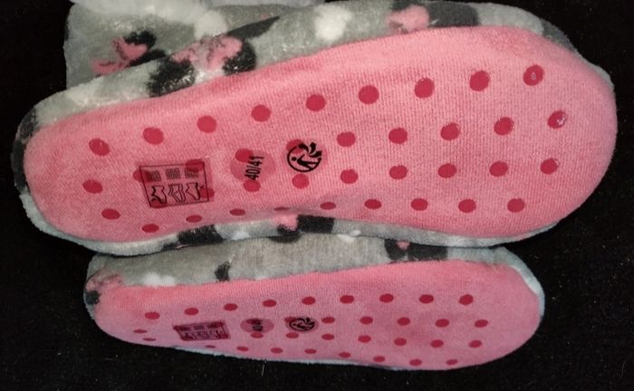 Chausson Minnie Disney taille 40/41 - photo numéro 4