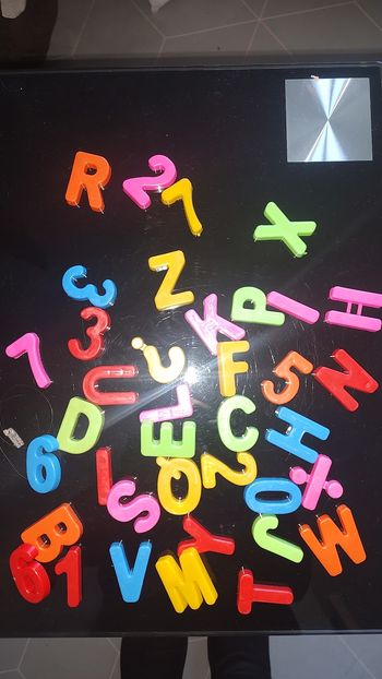 🔤 Lot de lettres & chiffres aimantés