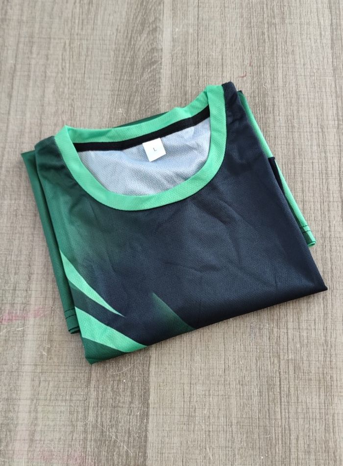 T-shirt manches courtes taille L couleur vert et noir pour homme - photo numéro 7