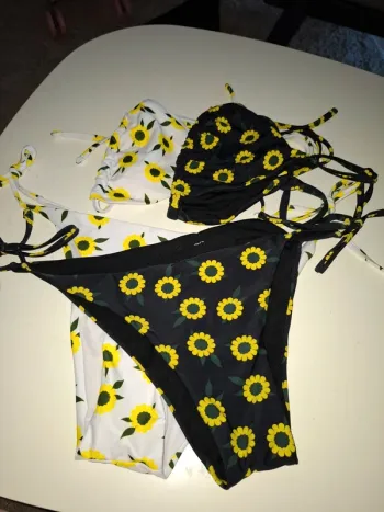 Lot de 2 maillots de bain 2 pièces tournesol