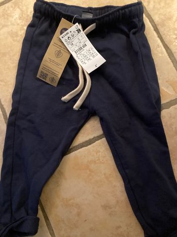 Pantalon Kiabi neuf 18 mois