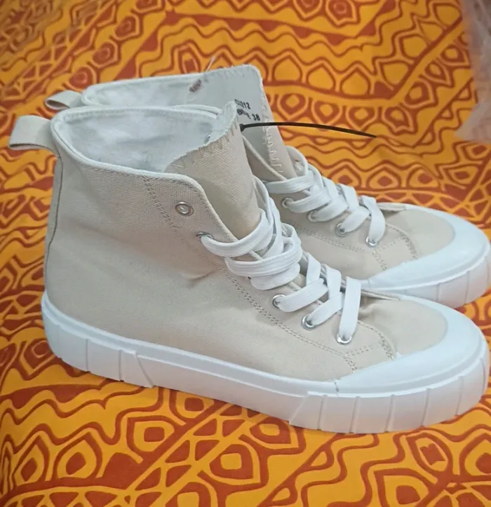 Baskets montantes beige 38 - photo numéro 3