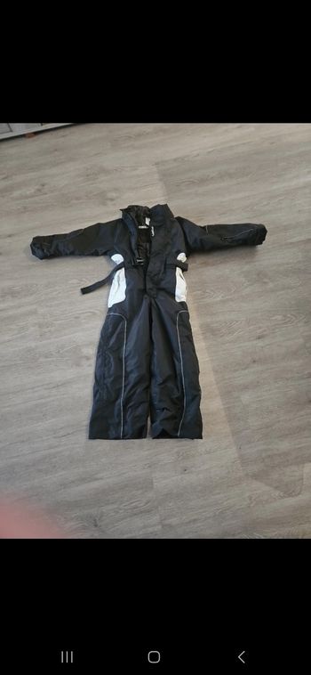 Combinaison de ski