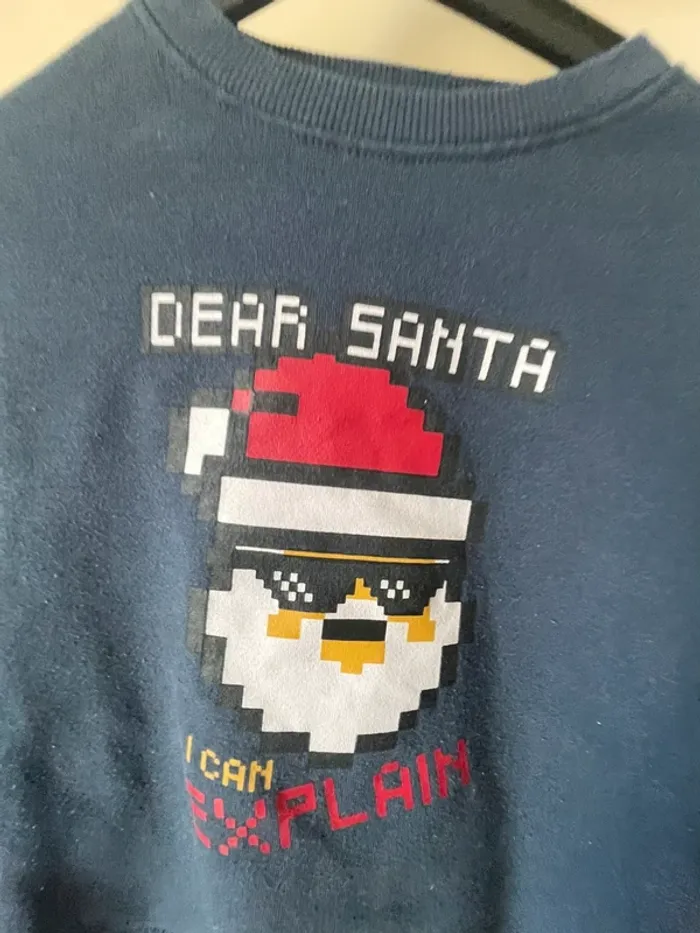 Sweat pere noel pixel - photo numéro 2