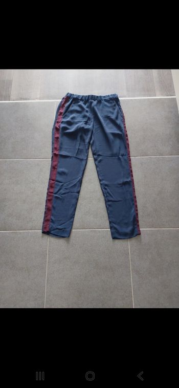 Pantalon bleu marine bandes bordeaux sur le côté Promod