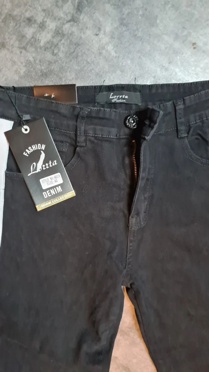 Jeans bande blanche - photo numéro 2