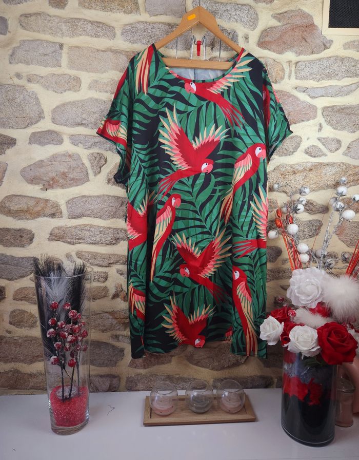 Robe tropical manches chauve souris multicolore Femme taille 54 marque Boohoo 💎