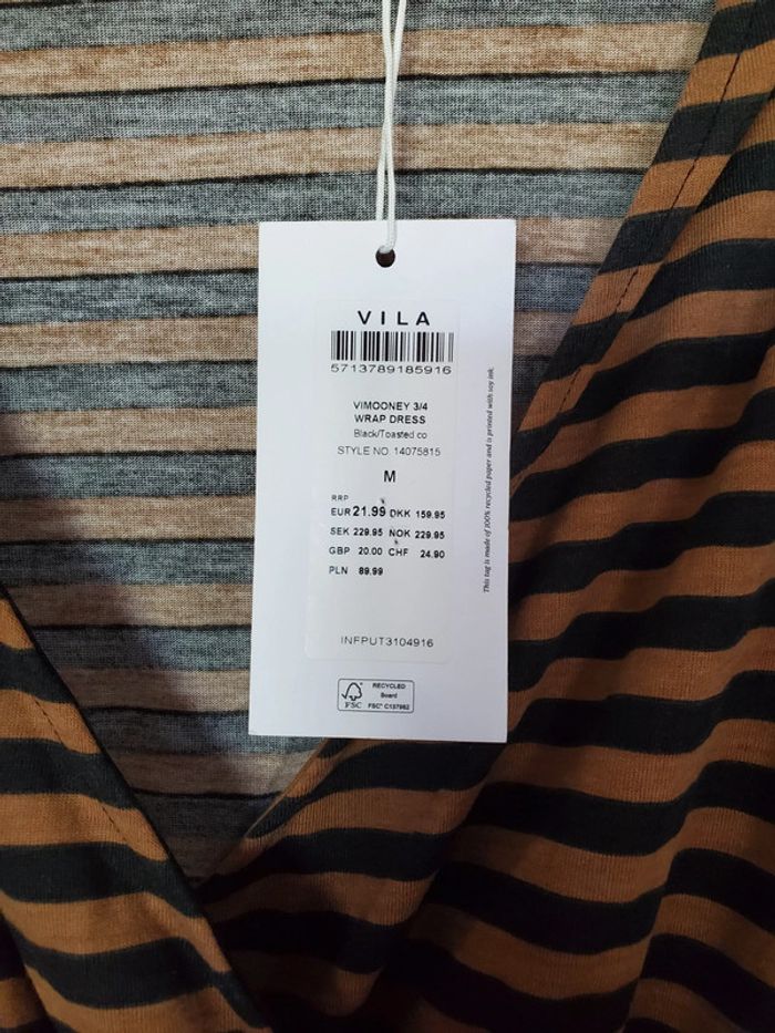 Robe TM neuve - photo numéro 4