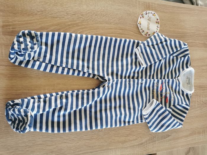 Lot de 2 pyjamas bébé garçon 24mois vertbaudet tbe - photo numéro 7