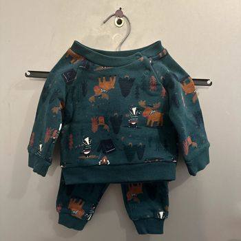 Ensemble petit garçon