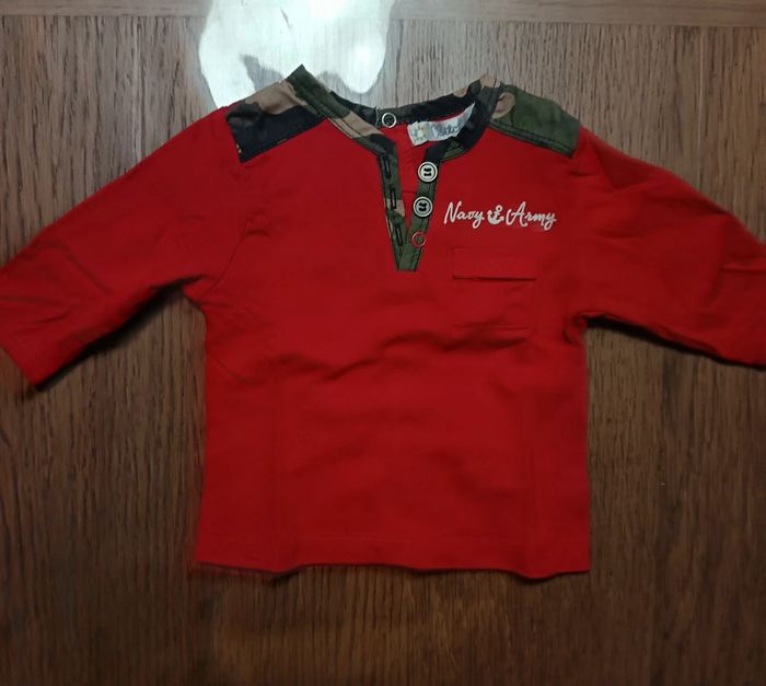 Lot t-shirt et veste chaude - photo numéro 2