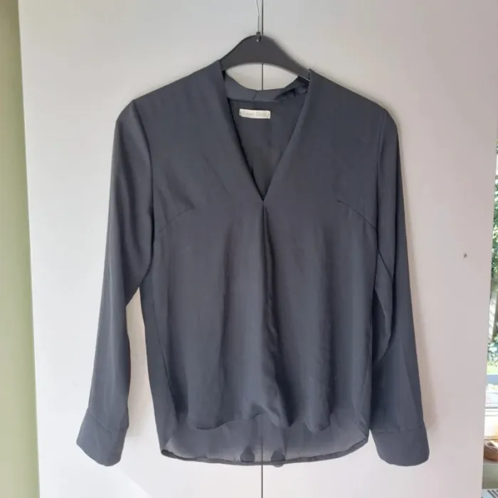 Blouse noire fluide taille 1