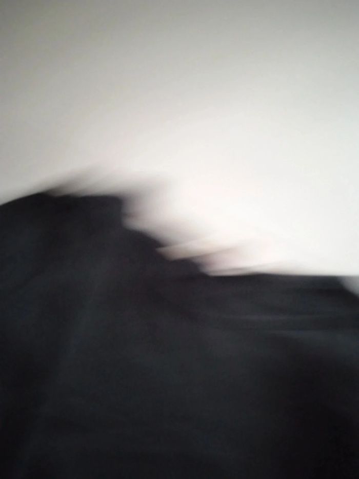 T-shirt uni h&M 8 10 ans - photo numéro 3