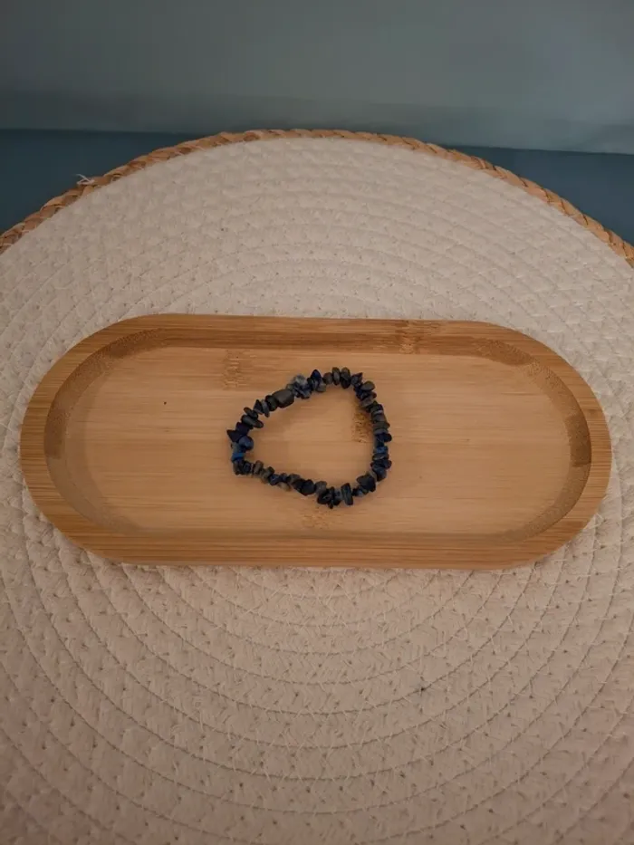 Bracelet en lapis-lazuli baroque