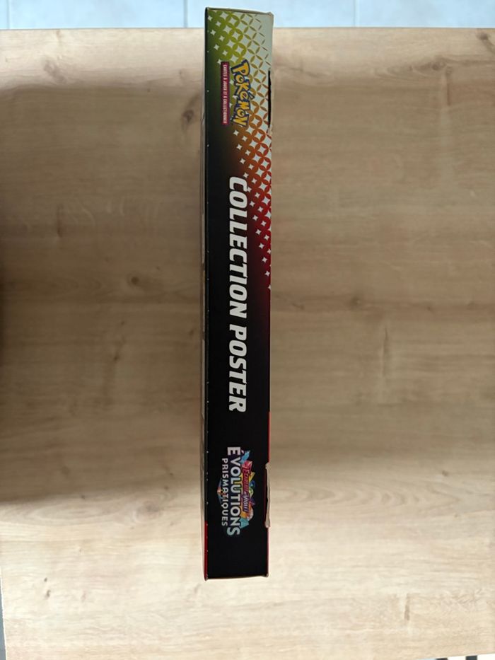 Coffret poster Pokémon évolution prismatique - photo numéro 3
