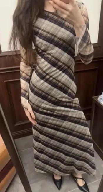 Robe longue imprimer carreaux tartan taille M Zara.