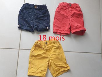 3 shorts ou pantacourt 18 mois