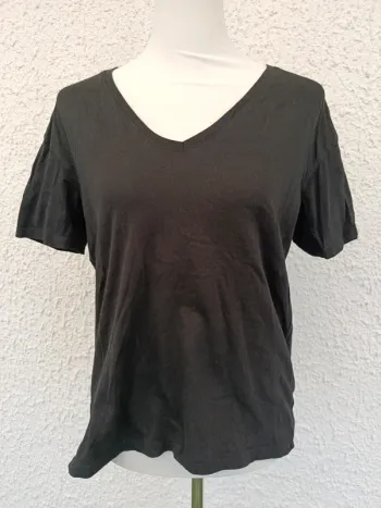 T-shirt basique col V noir Stradivarius taille S