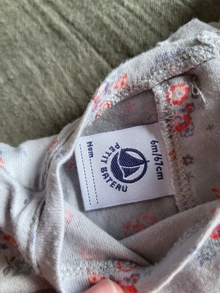 Lot affaires petit bateau fille 6 mois été - photo numéro 6