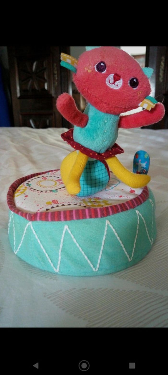 Boîte à musique chat Colette Lilliputiens