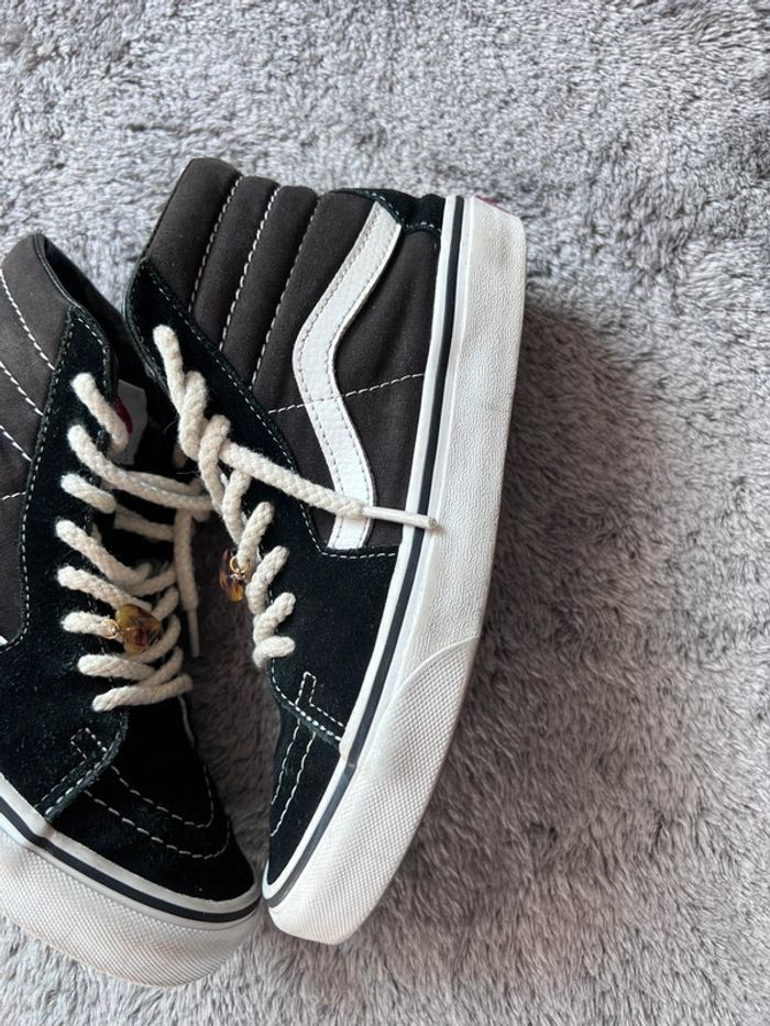 Vans Sk8 Hi Noires à Cœurs – Pointure 36 Skate Montantes - photo numéro 7