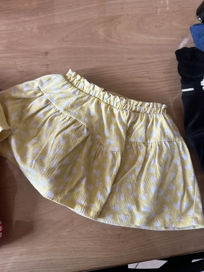 Lot vêtements 5 ans Fille 🧒 - photo numéro 3