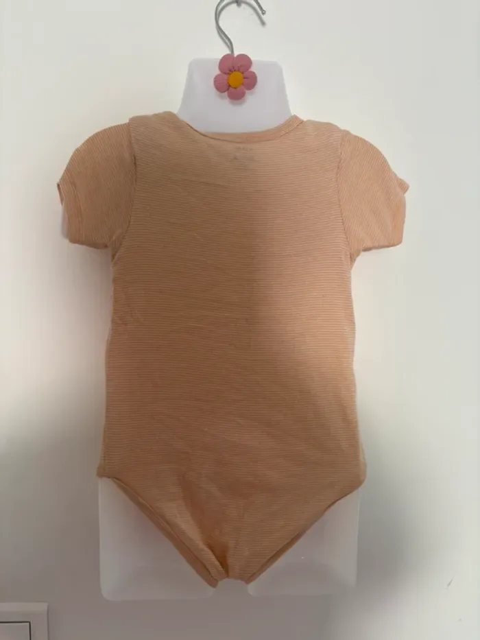 Lot de 5 bodies manches courtes – Taille 36 mois / 98-104 cm - photo numéro 10