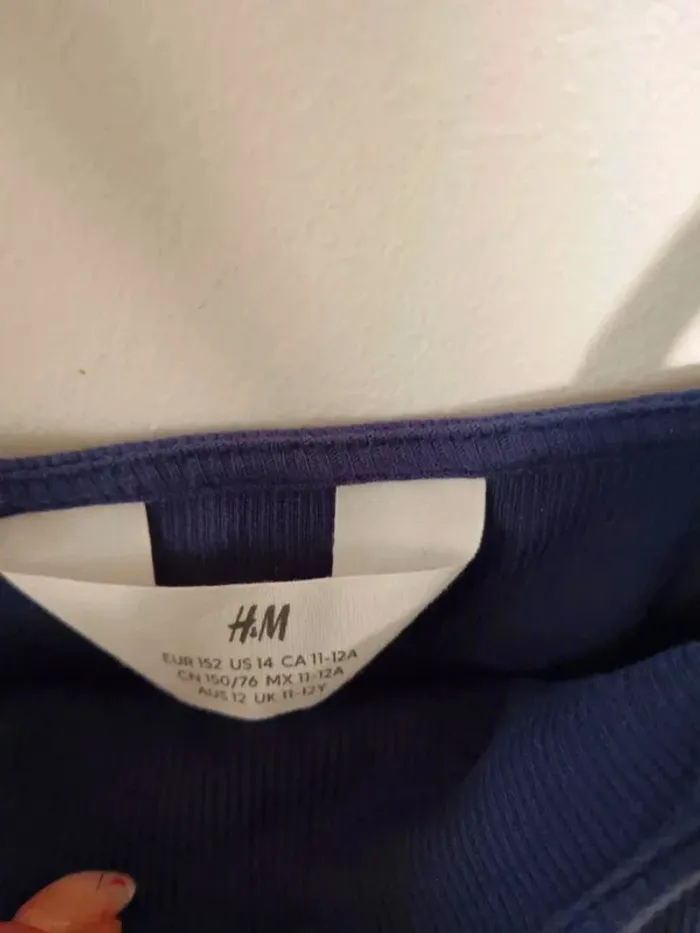 C3 brassière marine H&M 11-12 - photo numéro 3