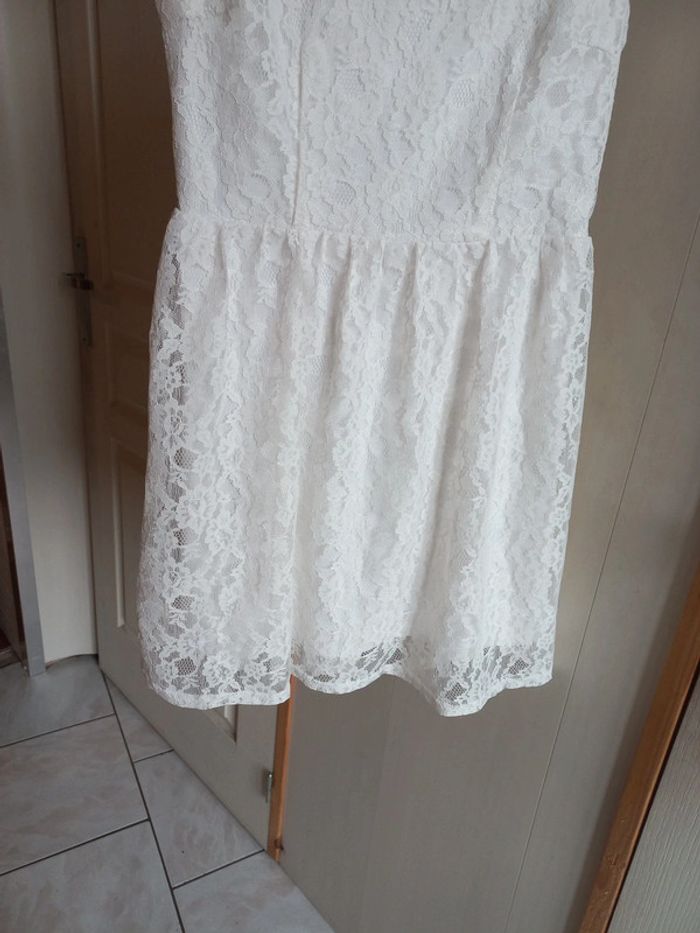 robe blanche - photo numéro 3