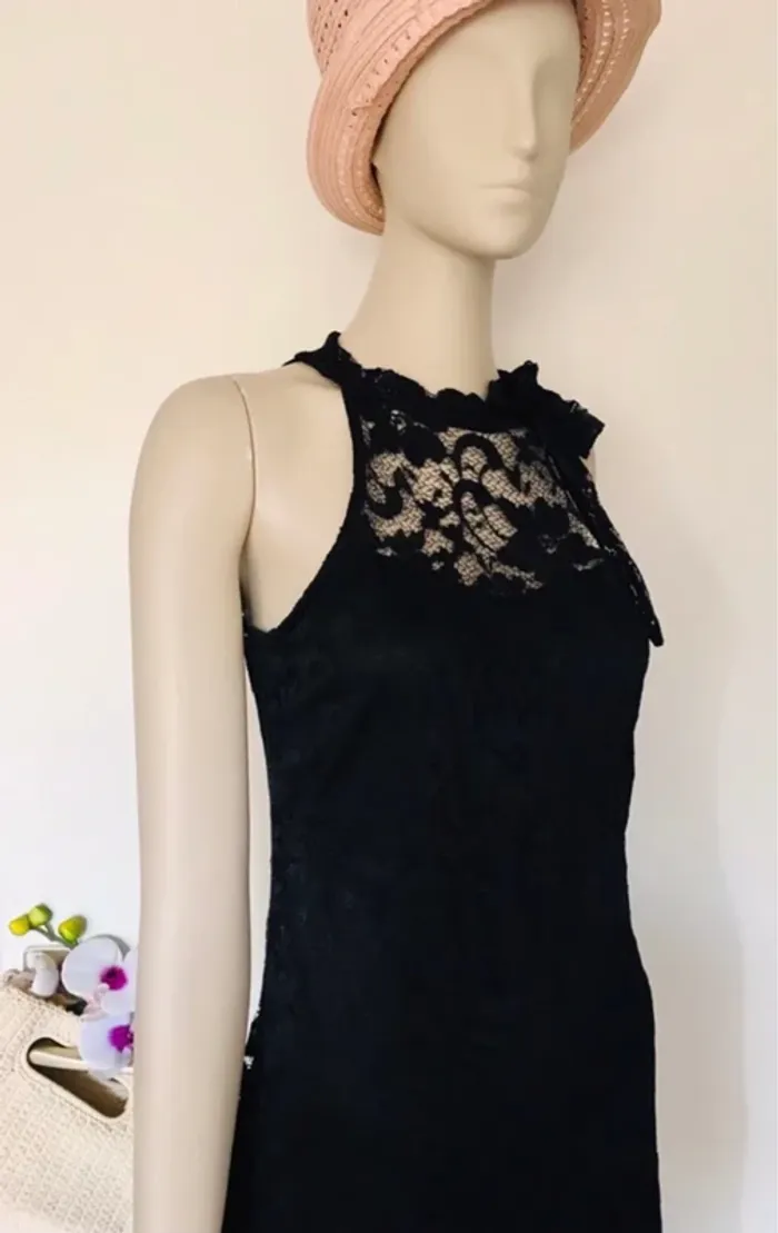 Robe de réveillon dentelle noire neuve avec étiquette - photo numéro 3