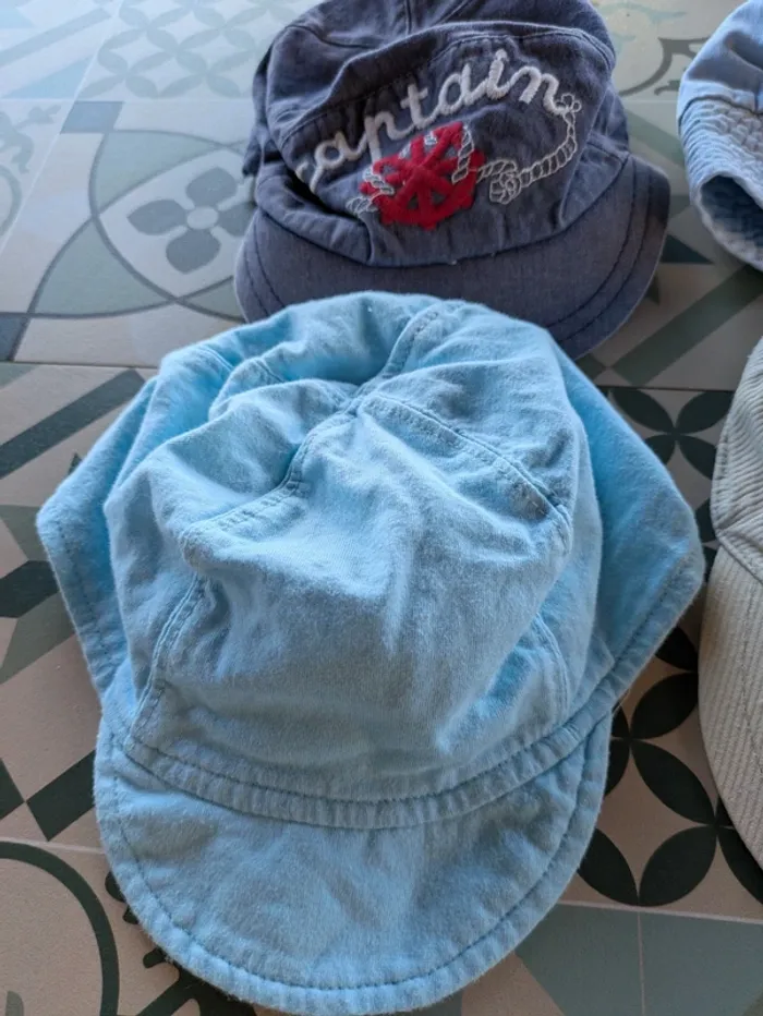 4 chapeaux bébé jusqu'à 9 mois - photo numéro 4