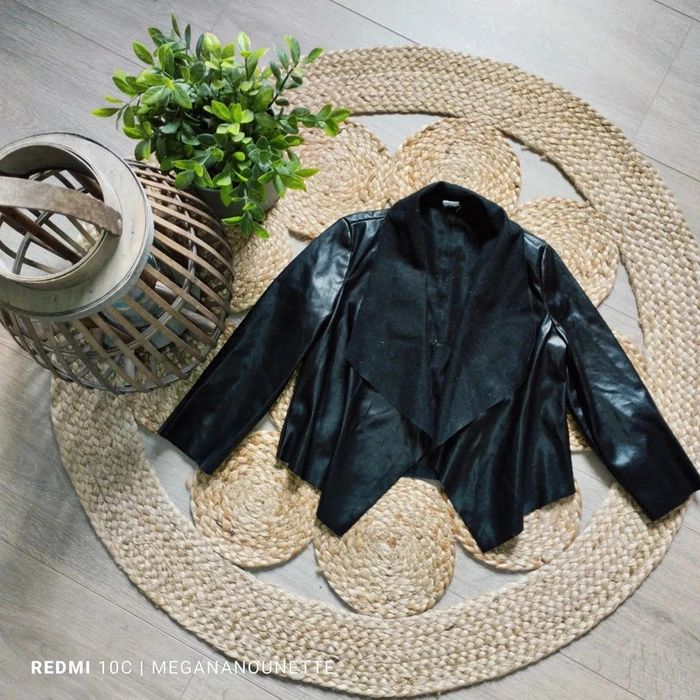 🖤 Veste style perfecto fille – Boutique parisienne – Taille 4 ans