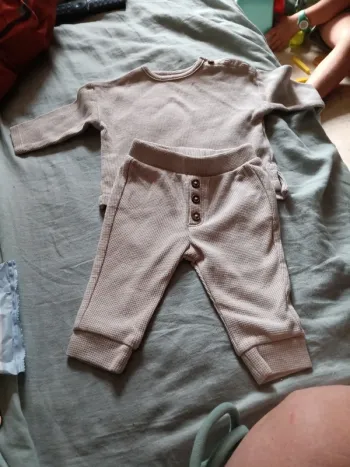 Ensemble 3 mois 60 cm kiabi beige pas de vinted go