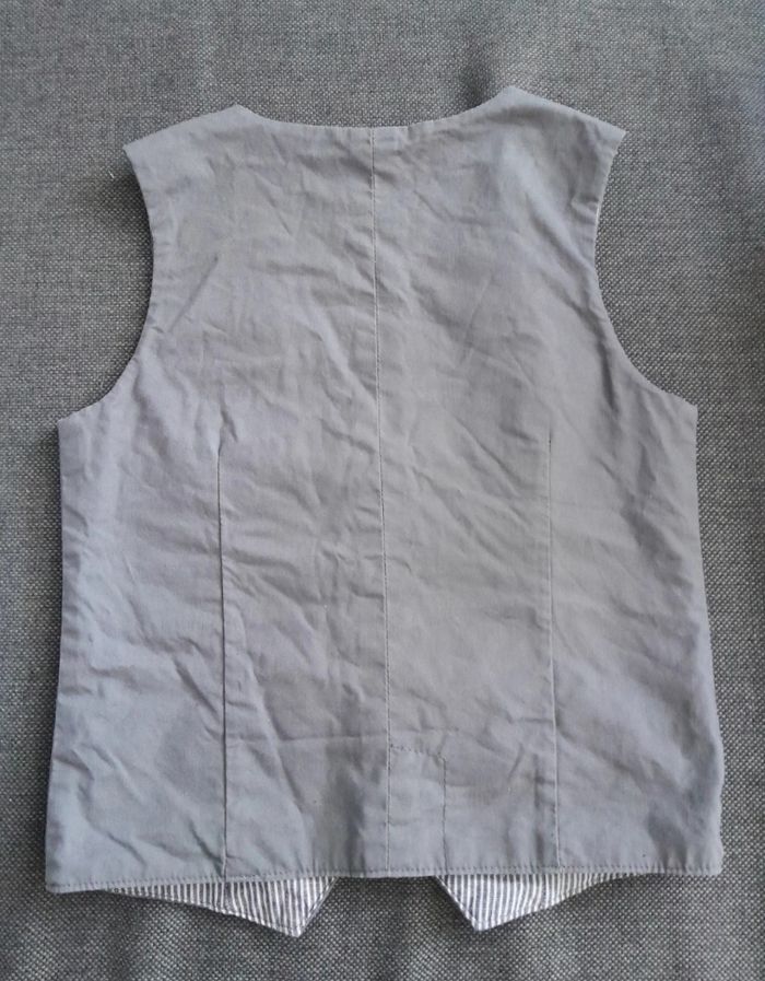 Gilet de cérémonie baptêmes mariage réversible 8ans - photo numéro 3