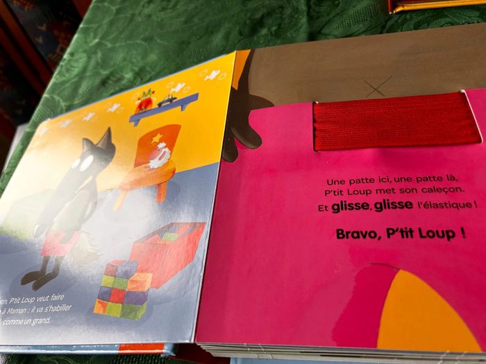 Livre cartonné P’tit Loup apprend à s’habiller - photo numéro 4