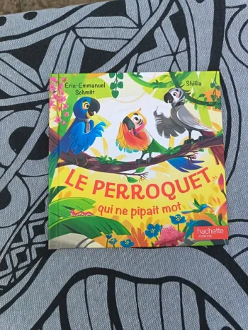 Livre McDo collection contes d'animaux étonnant