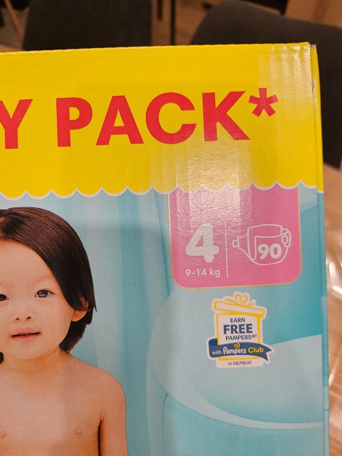 Carton de 90 couches Pampers Premium protection taille 4 Neuf 🌸 - photo numéro 2