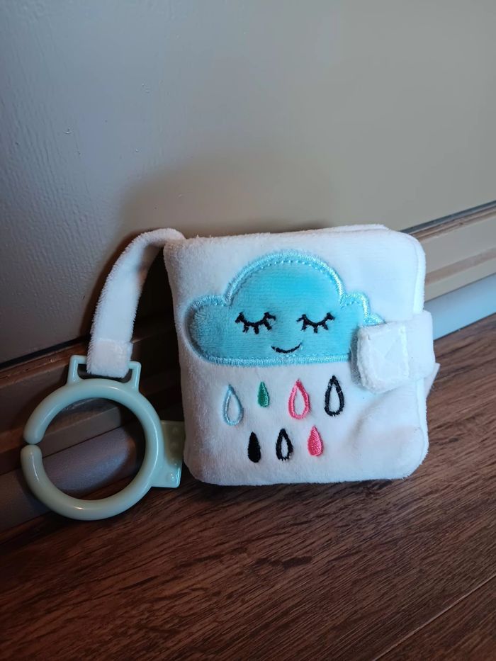 Livre en tissu bébé- marque Hema - nuage / lapin